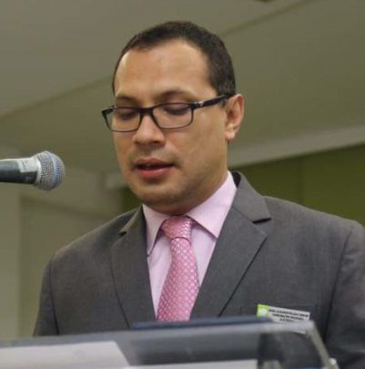 Dr. Daniel Alexander Velasco Capacho